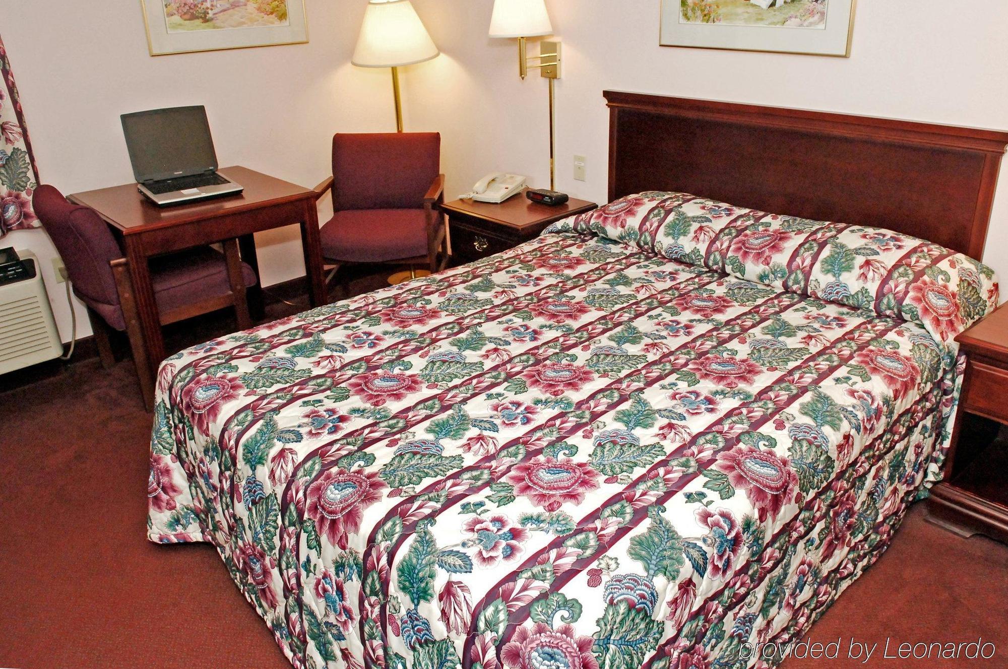 Briarwood Inn - Sparta Екстер'єр фото