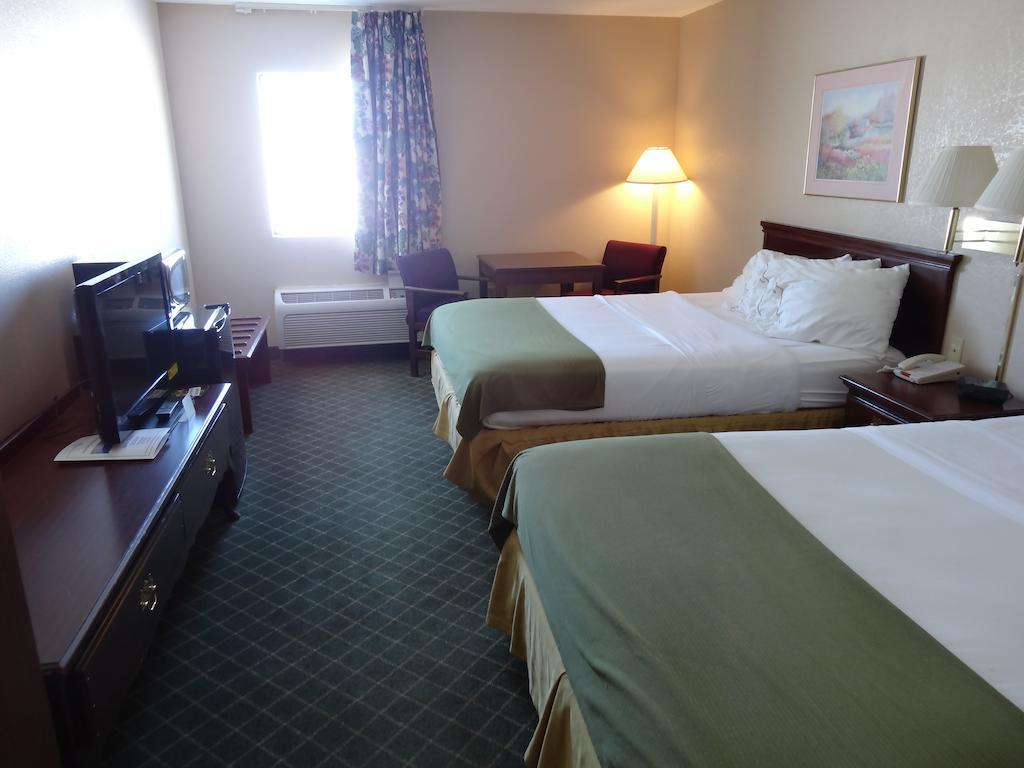 Briarwood Inn - Sparta Номер фото