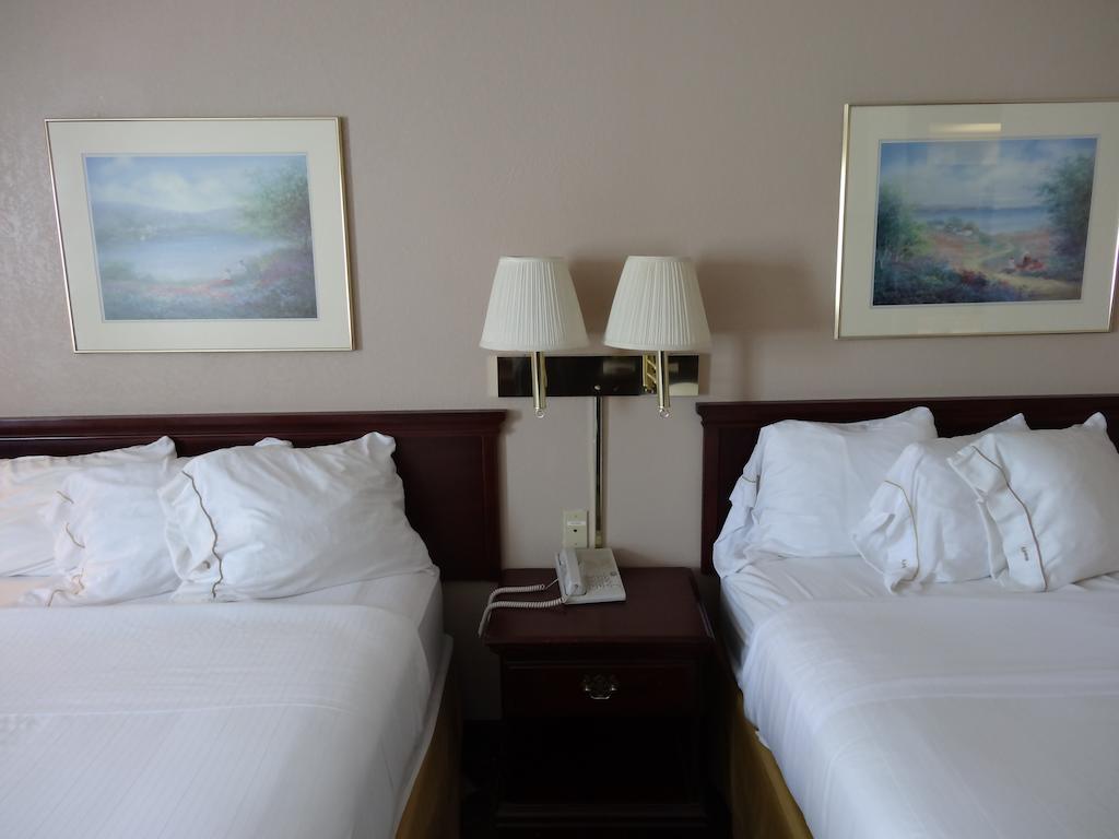 Briarwood Inn - Sparta Номер фото