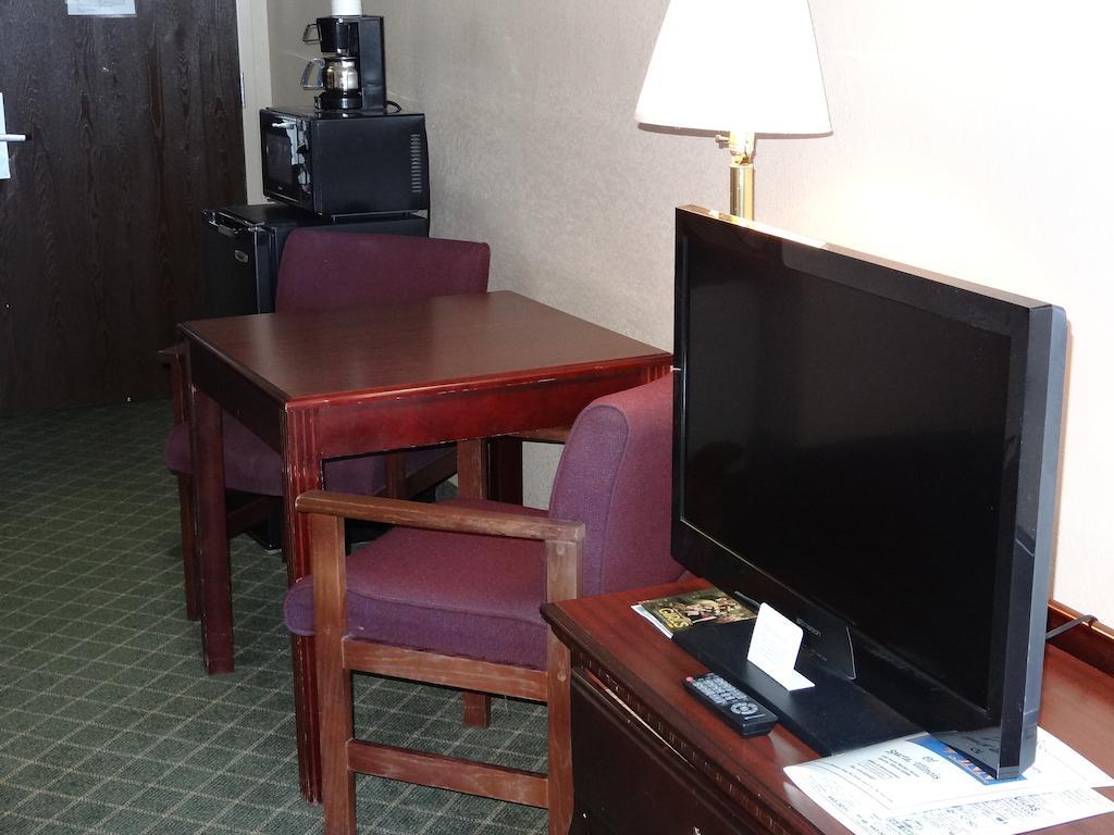 Briarwood Inn - Sparta Екстер'єр фото