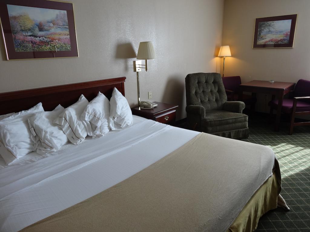 Briarwood Inn - Sparta Номер фото